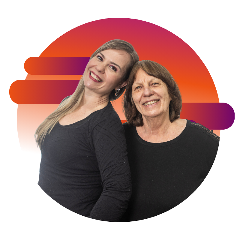 Cíntia e Teresa sorrindo, representando liderança e tradição no Cintter.